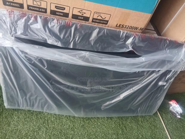 Ultra TCL Digital Tv · Photo 3