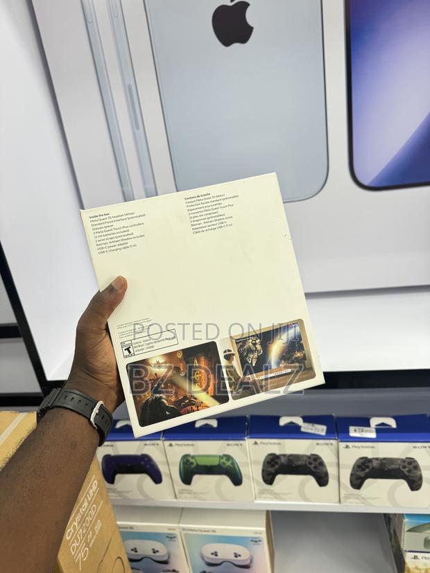 Meta Quest 3s photo 2