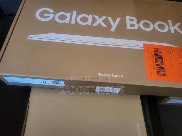 New Laptop Samsung Galaxy Book4 16GB Intel Core I7 SSD 512GB photo 2