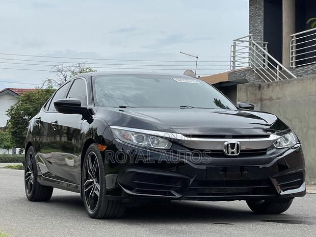 Honda Civic LX Sedan 2018 Black photo 3