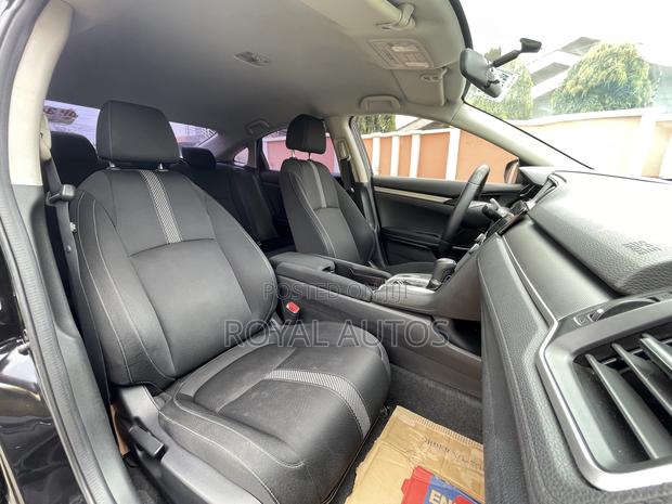 Honda Civic LX Sedan 2018 Black photo 6