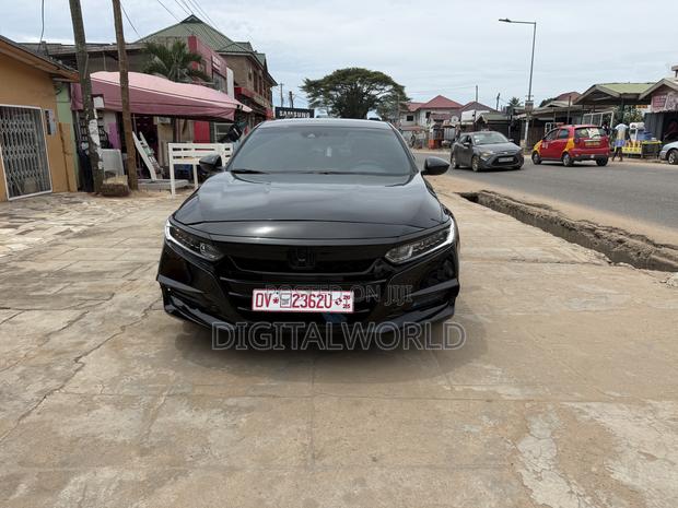 Honda Accord Sport (1.5L 4cyl Turbo CVT) 2019 Black