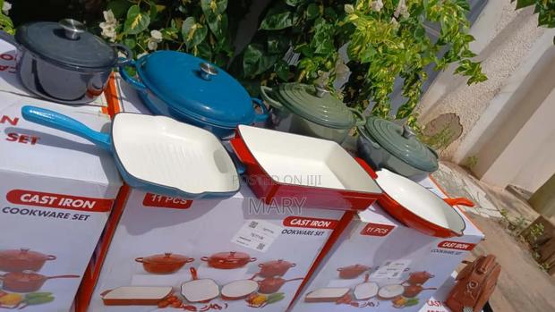 11pcs Enamel Cast Iron Cookwares · Photo 3