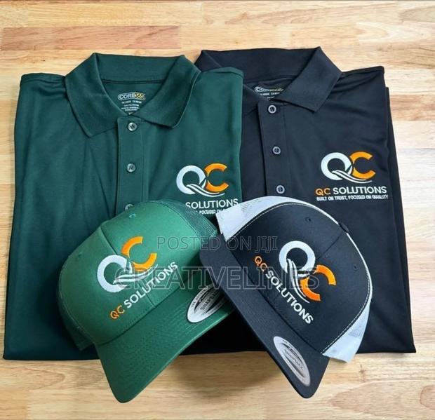 Cup and Teeshirt · Photo 2