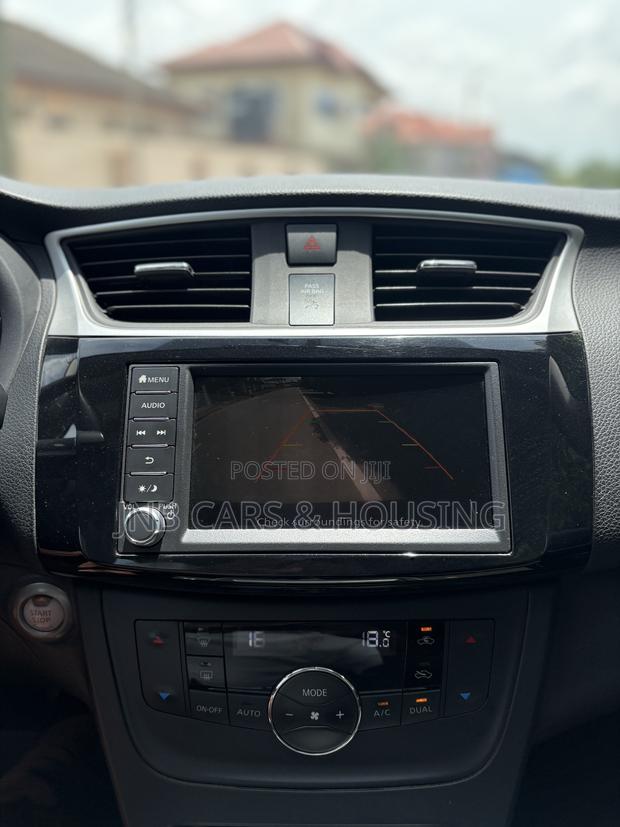 Nissan Sentra SV 2019 Red