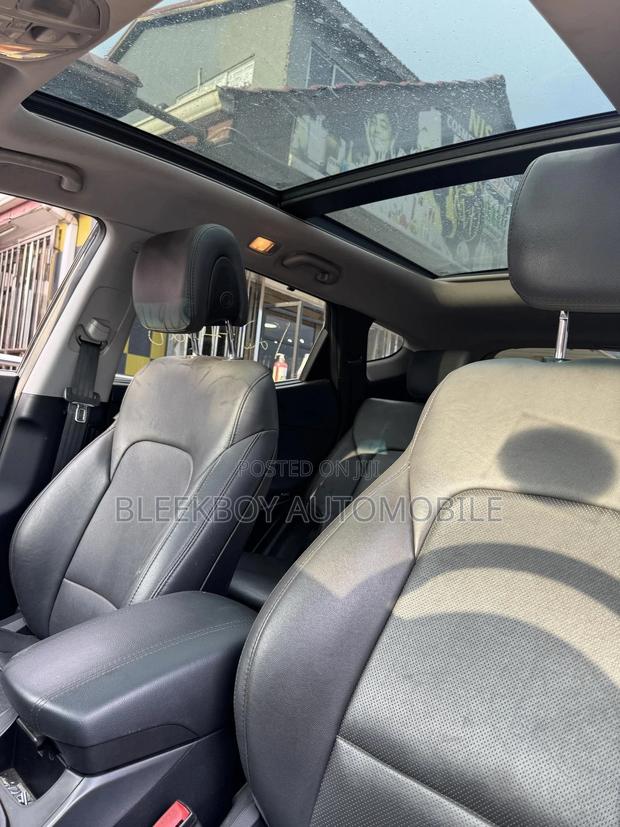 Hyundai Santa Fe Limited AWD 2016 Black photo 9