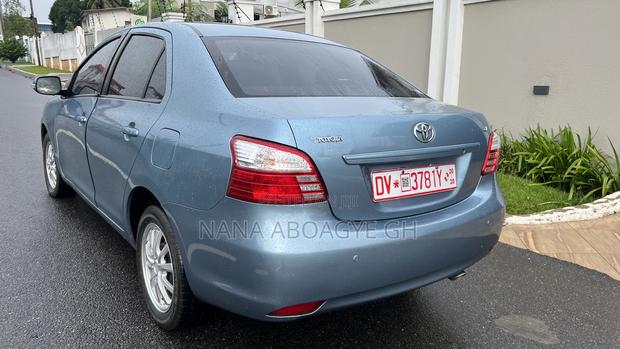 Toyota Vios 2010 Blue