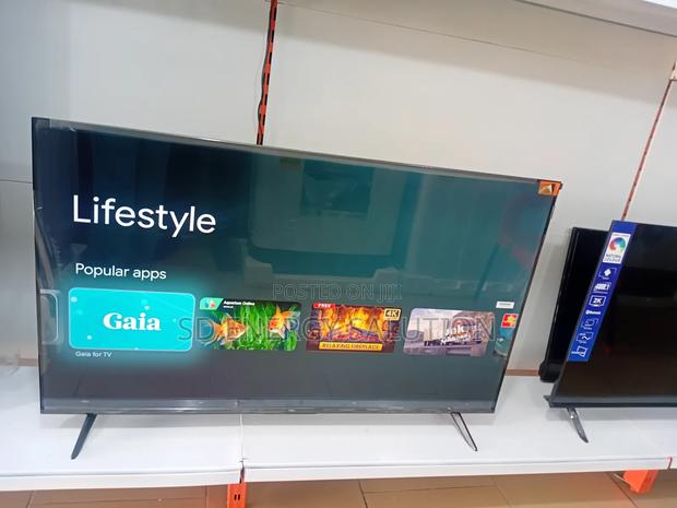 TCL Excellence 43inches Smart Tv · Photo 3