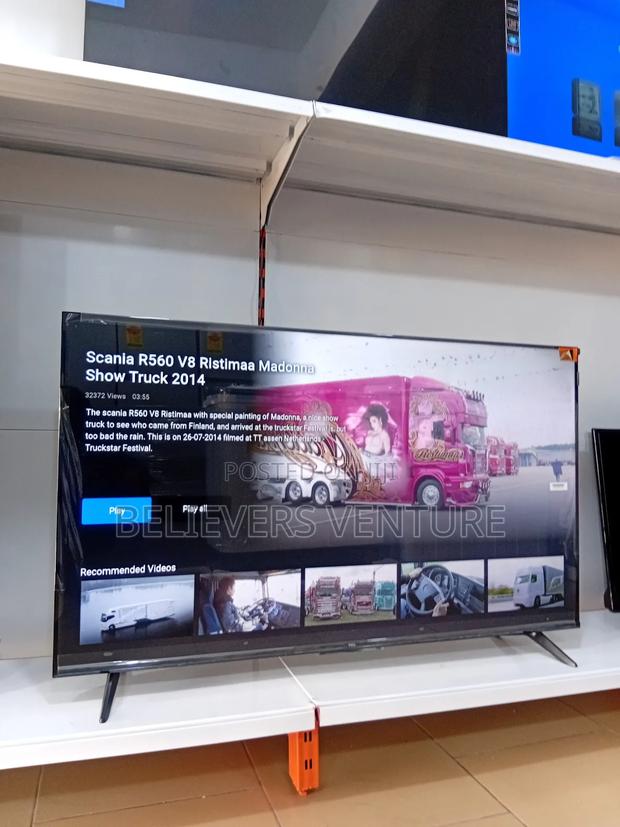 43inches Qled Display Tv Top Notch · Photo 2