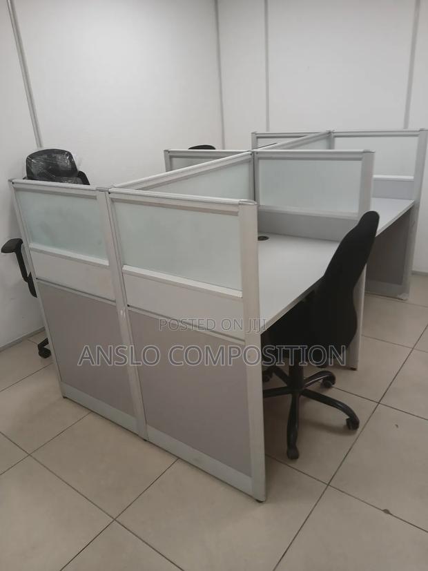 Four in One Workstation · Photo 3
