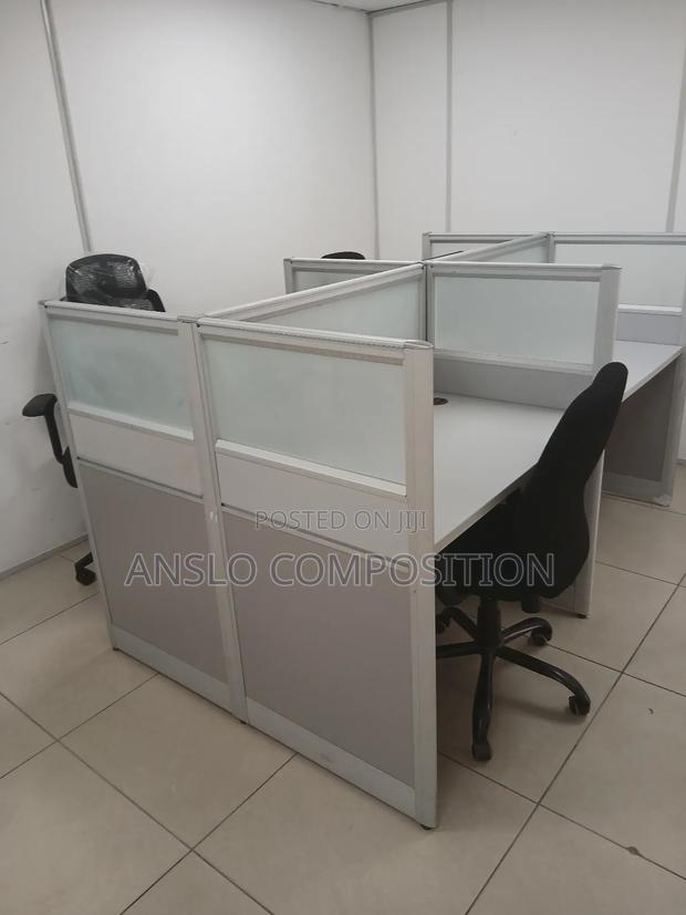 Four in One Workstation · Photo 4