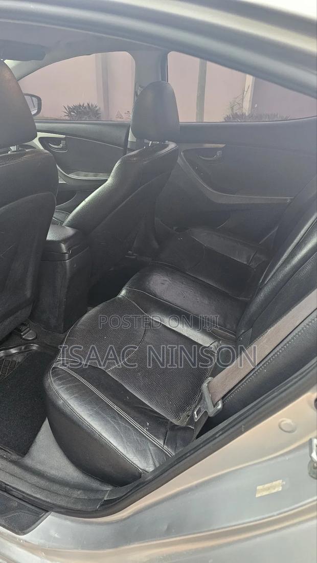 Hyundai Elantra 2013 Silver