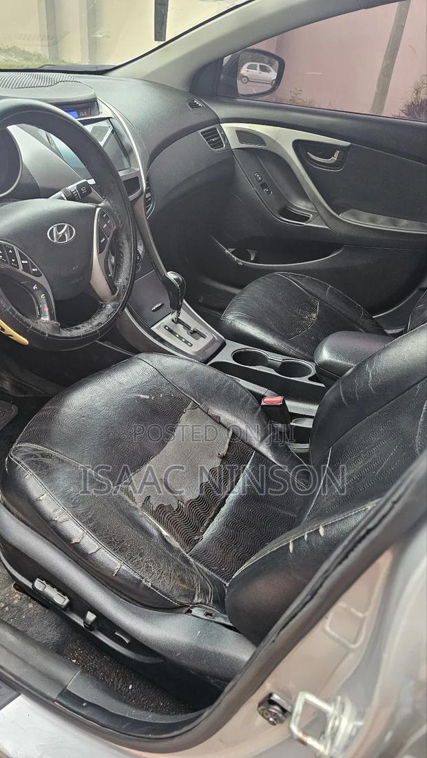 Hyundai Elantra 2013 Silver