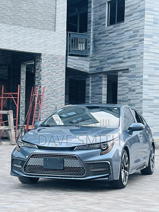 Toyota Corolla XSE 2020 Blue