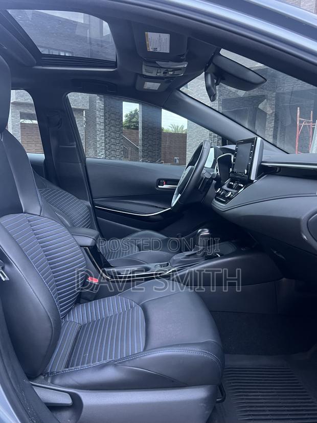 Toyota Corolla XSE 2020 Blue