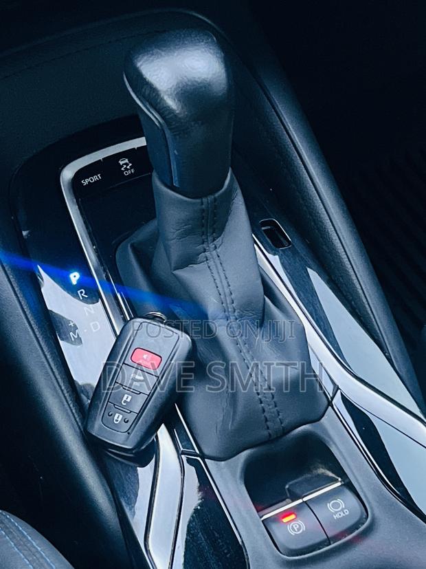 Toyota Corolla XSE 2020 Blue