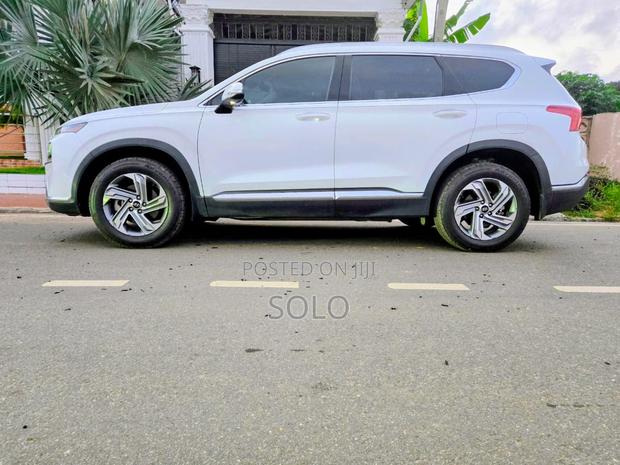 Hyundai Santa Fe Limited 2022 White