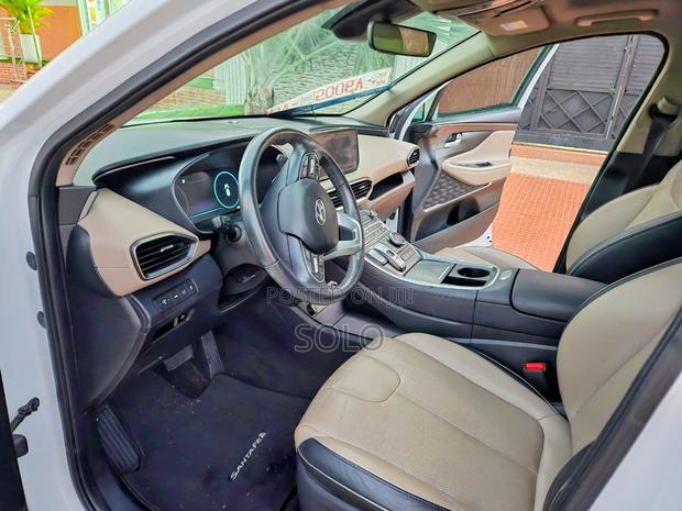Hyundai Santa Fe Limited 2022 White