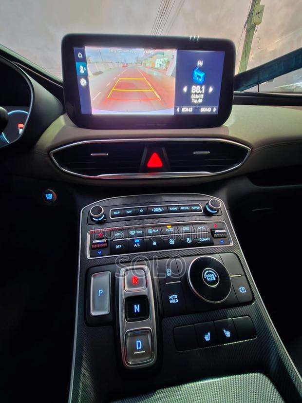 Hyundai Santa Fe Limited 2022 White