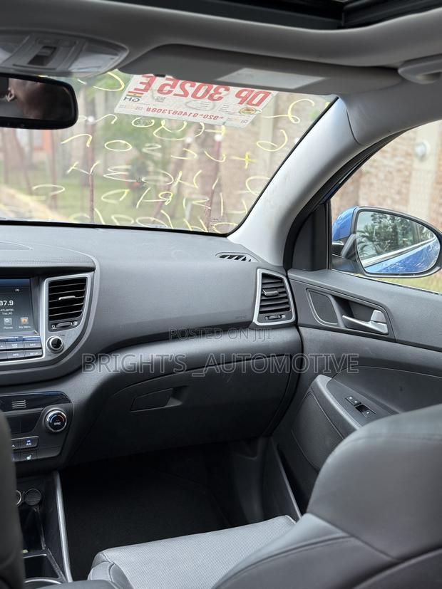 Hyundai Tucson Limited AWD 2016 Blue