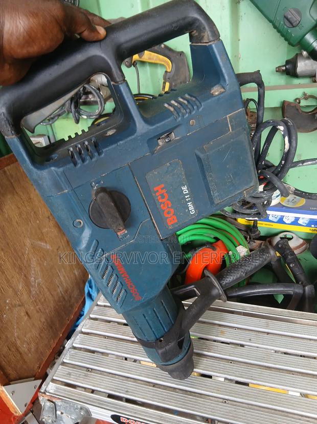 Bosch SDS Max Machine From Uk photo 2