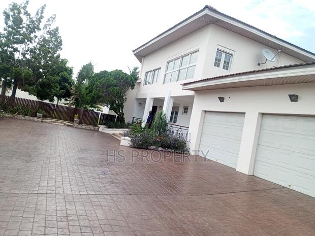 4bdrm House in East Legon for rent