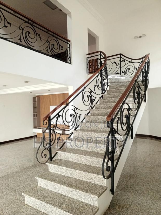 4bdrm House in East Legon for rent photo 7