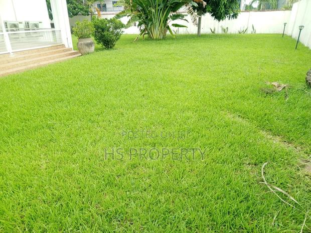4bdrm House in East Legon for rent photo 5