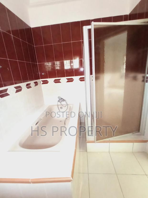 4bdrm House in East Legon for rent photo 13