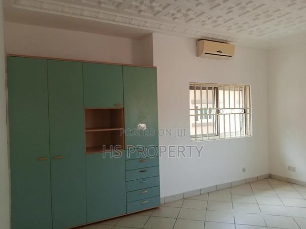 4bdrm House in East Legon for rent photo 14