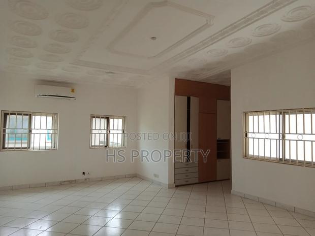 4bdrm House in East Legon for rent photo 6