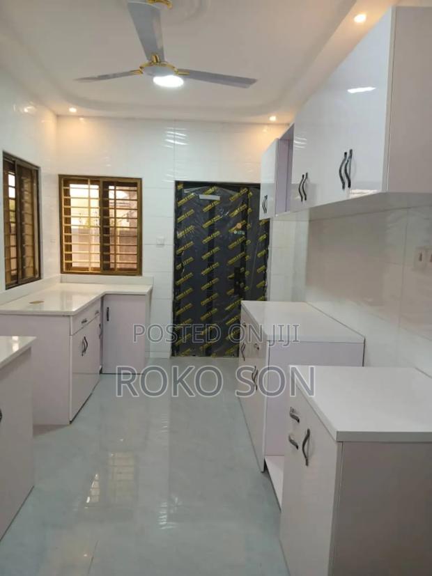 5bdrm House in Dr Roko, Manet Court for rent · Photo 3