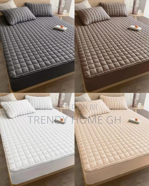 Waterproof Bedsheet photo 2