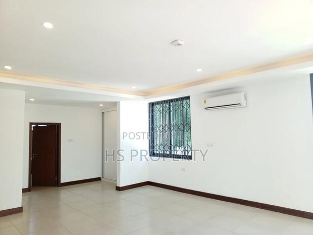 4bdrm House in Abelemkpe for rent photo 7