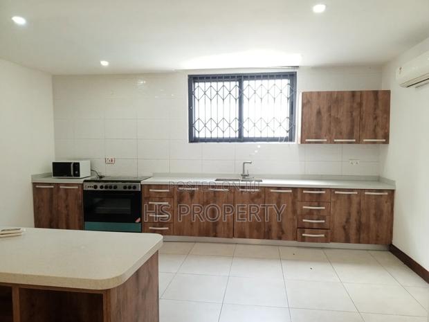 4bdrm House in Abelemkpe for rent photo 5