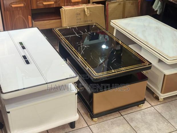 Beautiful Center Table · Photo 2