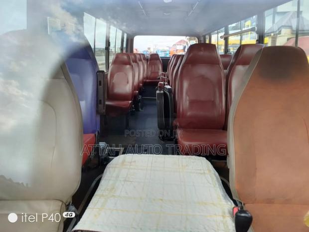 Hyundai County 2012 White photo 8