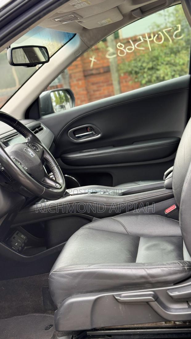 Honda HR-V EX-L w/Navigation AWD 2018 Gray