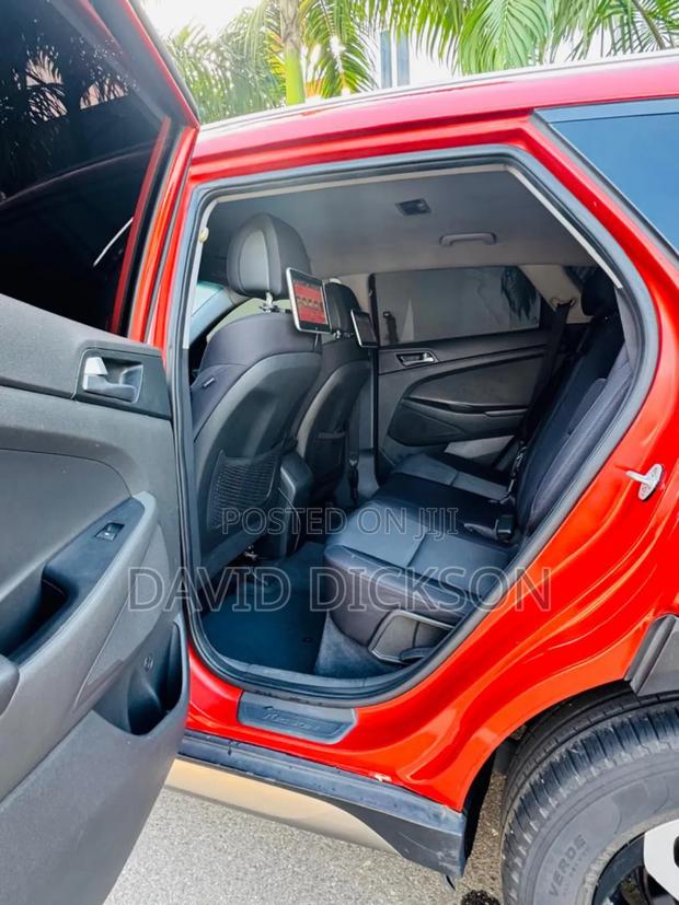 Hyundai Tucson 2016 Orange