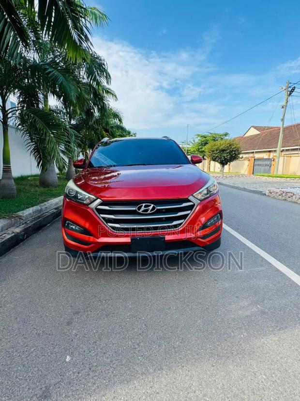 Hyundai Tucson 2016 Orange