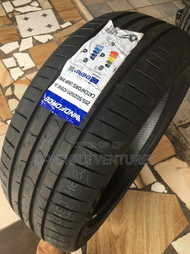 Quality 255/45r20 Windforce