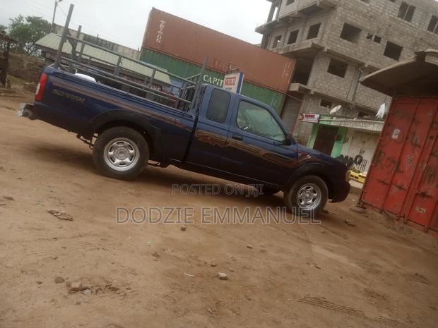 Nissan Frontier SC V6 Crew Cab 2004 Blue photo 6