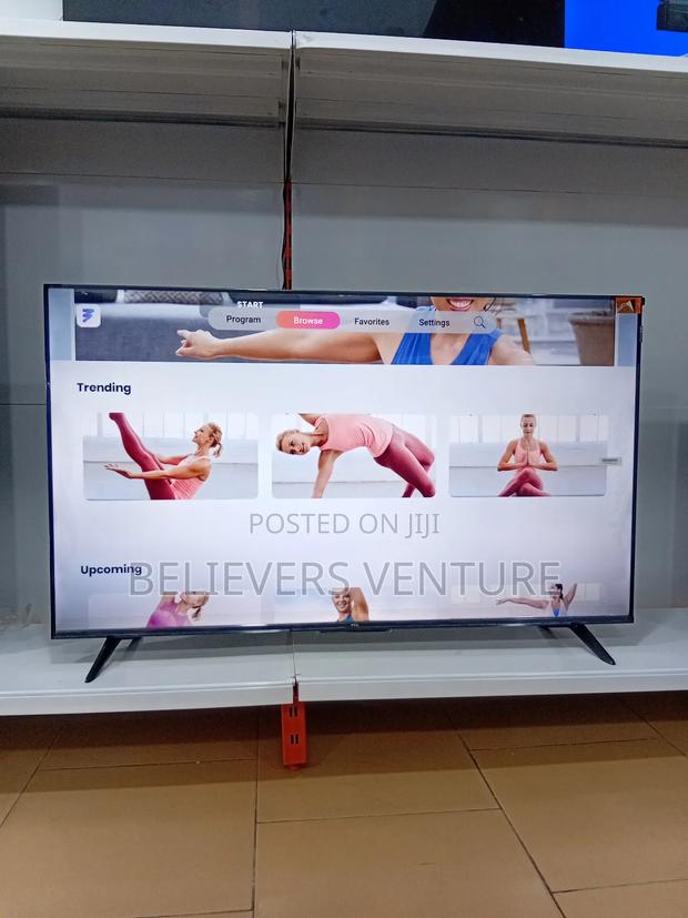 Resolution Powered by Google Tv TCL Smart Tv 43inches · Photo 2