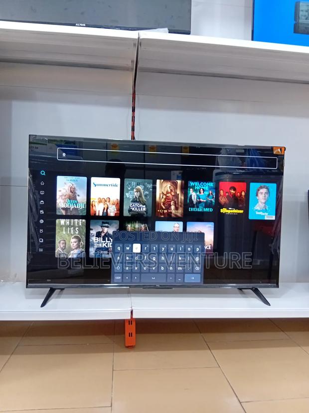 32inches Flat Screen TCL Smart Television Qled Display T*C*L · Photo 2