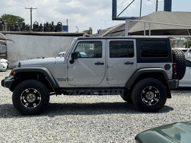 Jeep Wrangler 2016 Silver