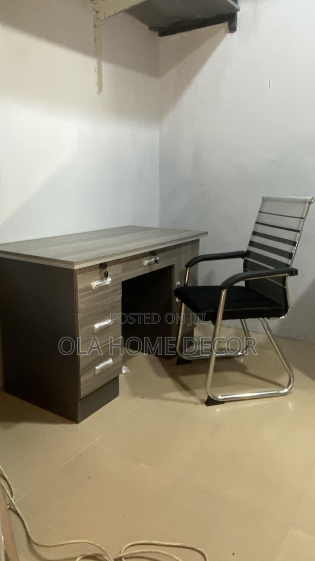 Office Desk With Chair