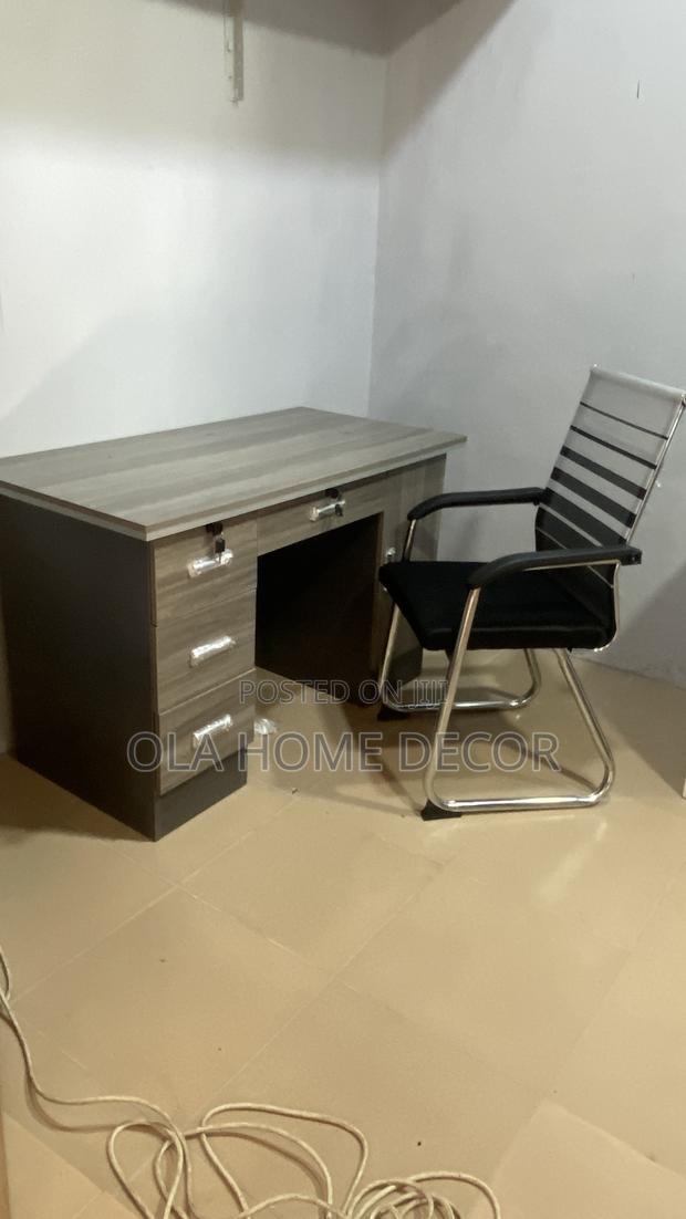 Office Desk With Chair photo 3