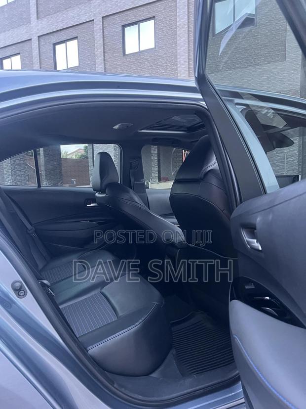 Toyota Corolla XSE 2020 Blue