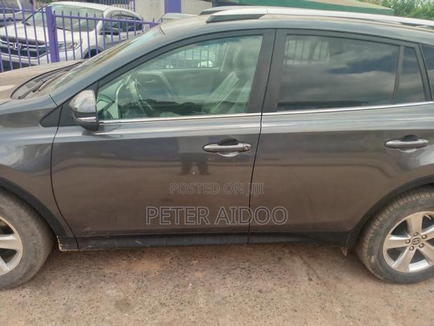 Toyota RAV4 2015 Gray