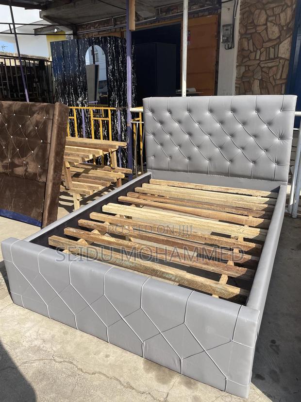A Design Double Turkey’S Bed Frame · Photo 2